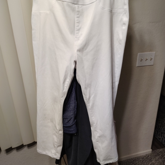 Pants - Women's white pants